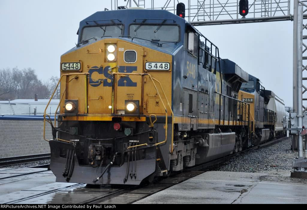 Westbound manifest on a gloomy day